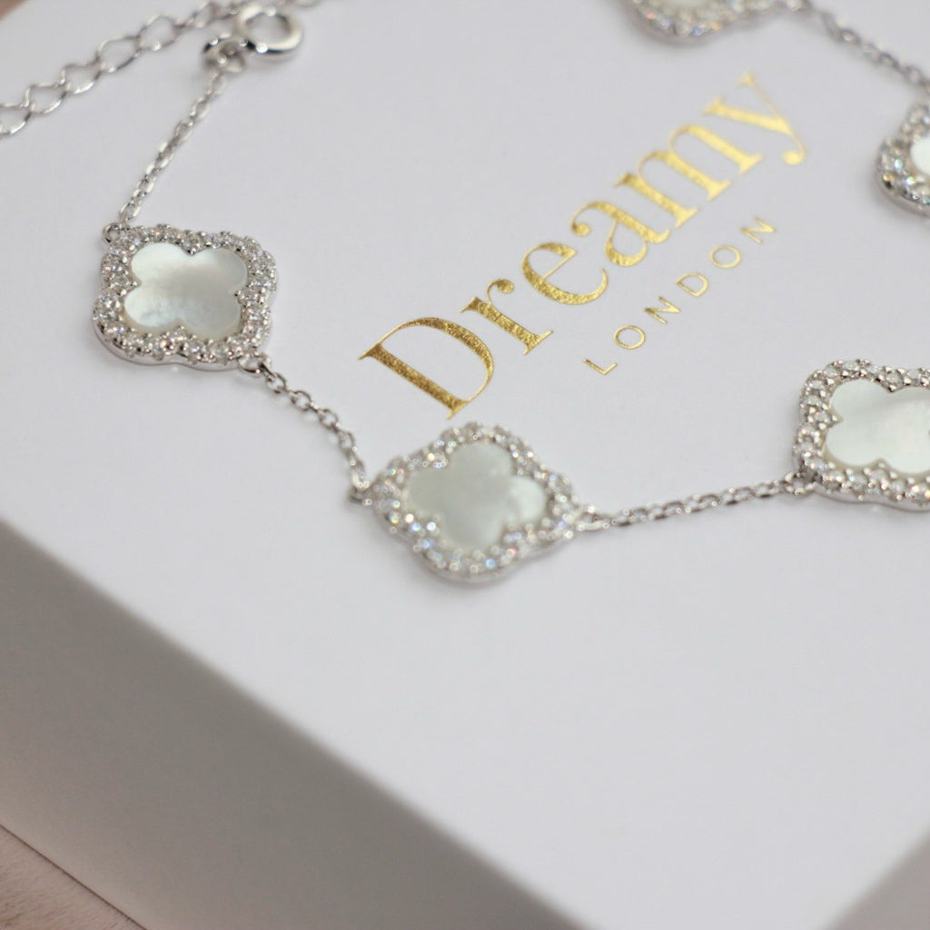 Sterling-Silver-Clover-Bracelet-with-diamonds